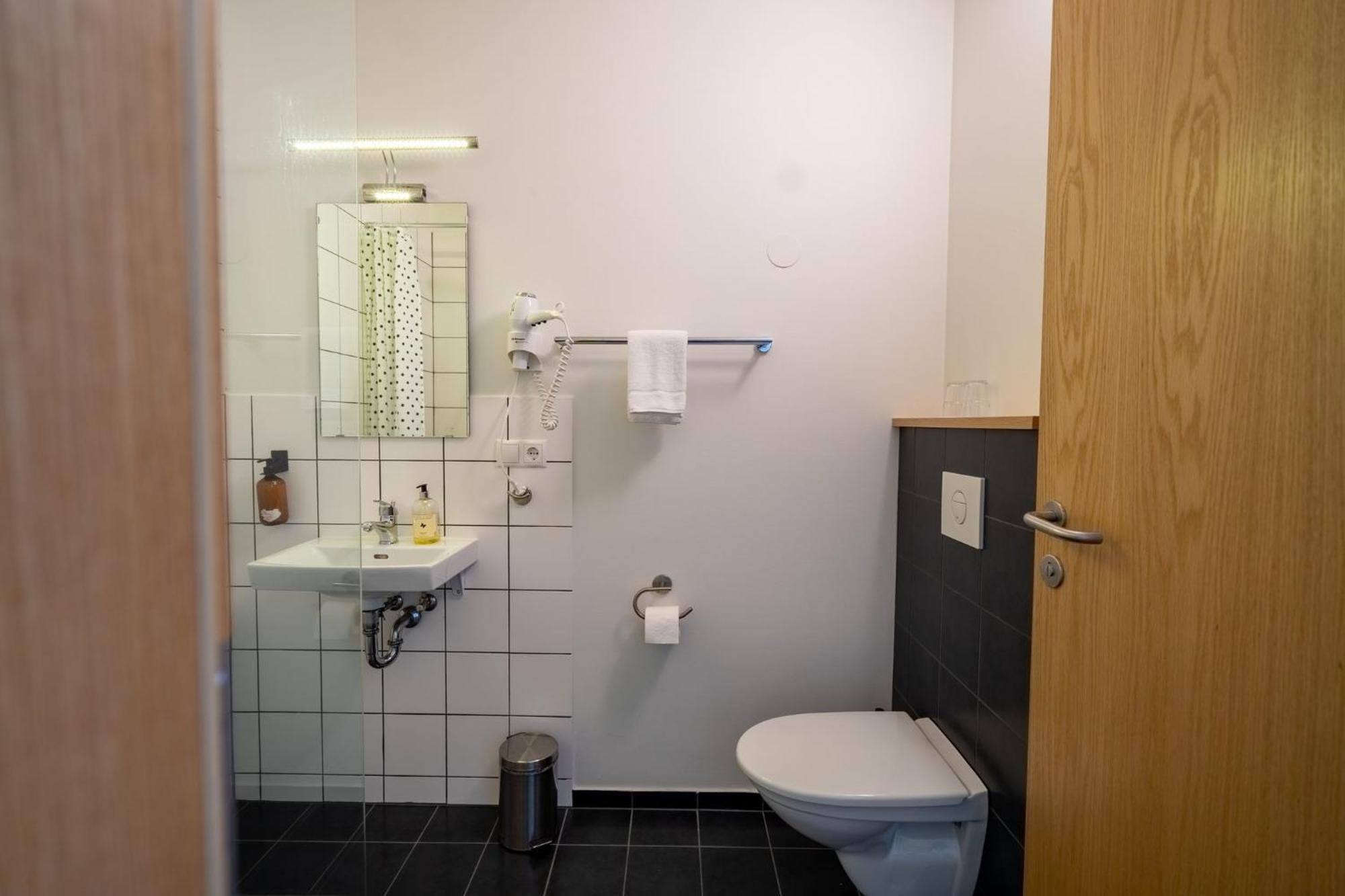 Hotel Eskifjoerthur Ngoại thất bức ảnh
