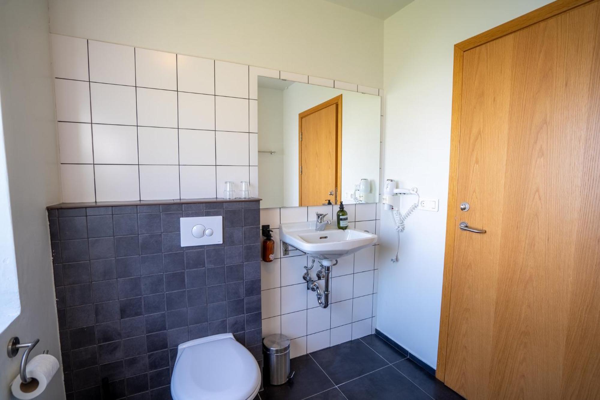Hotel Eskifjoerthur Ngoại thất bức ảnh