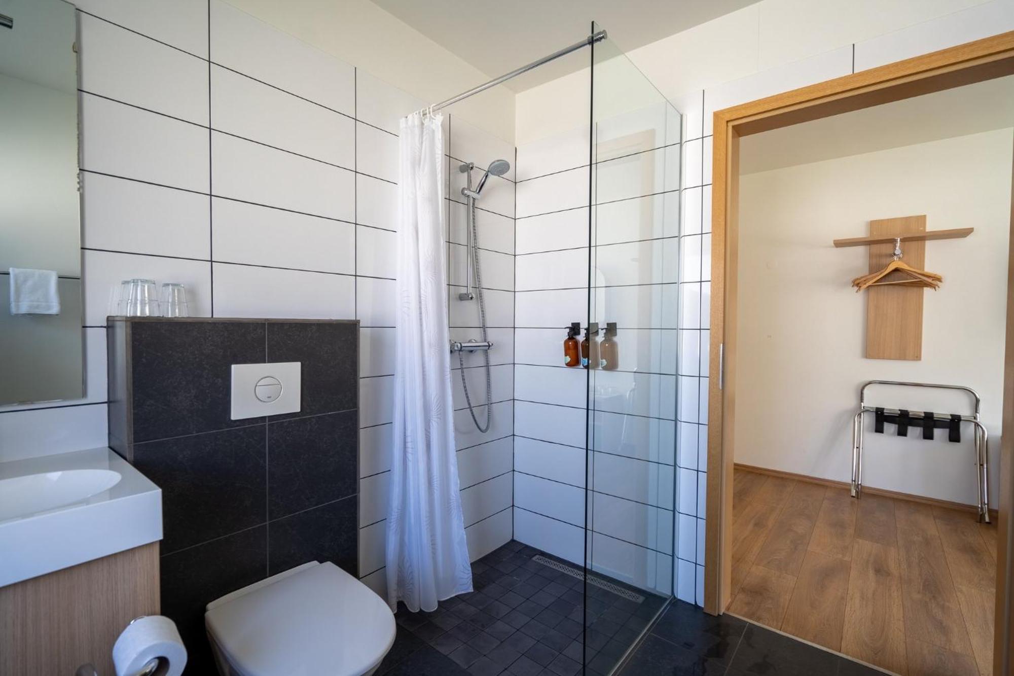Hotel Eskifjoerthur Ngoại thất bức ảnh